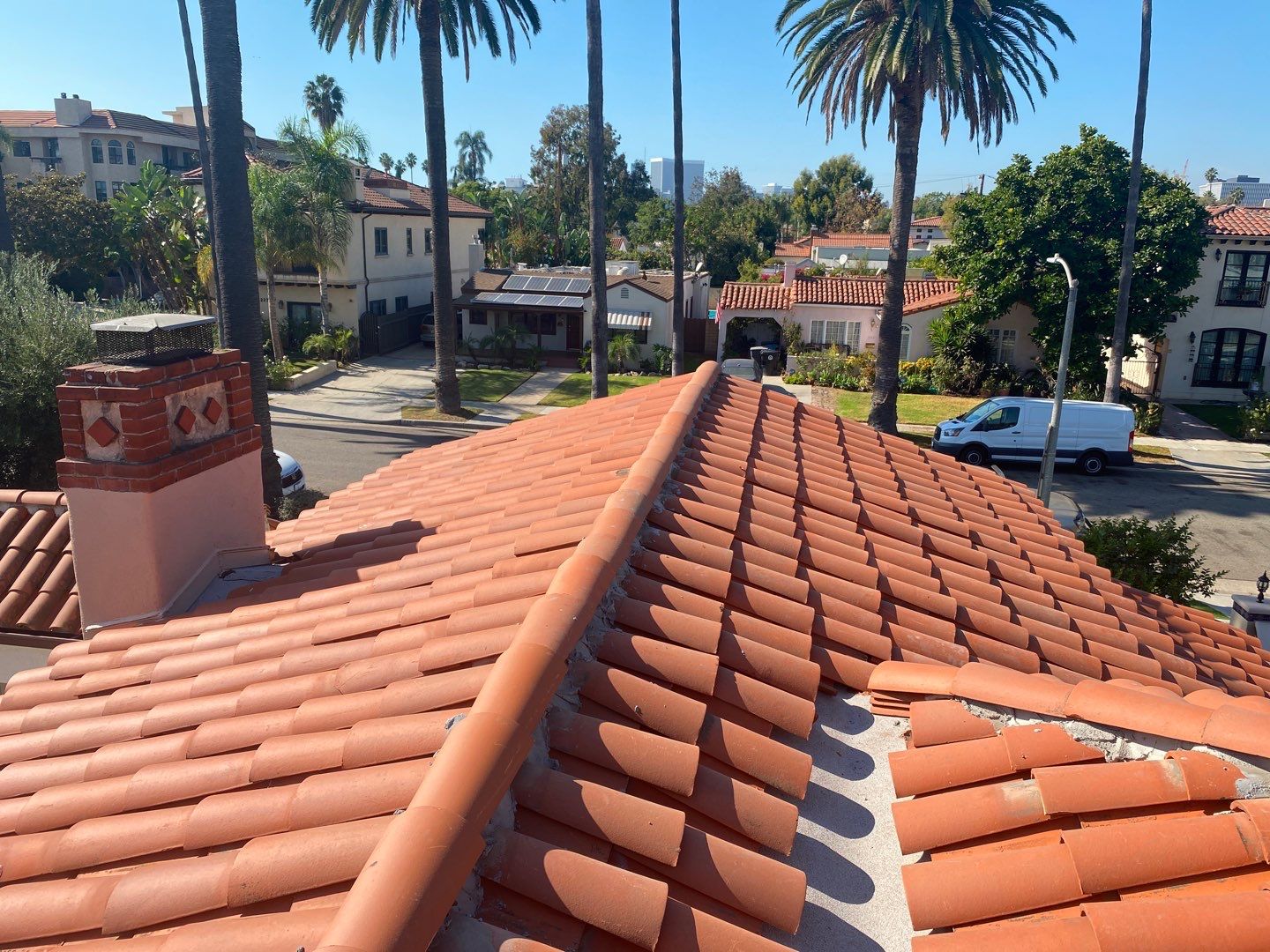 clay-2-piece-tile-roof-beverly-hills-01
